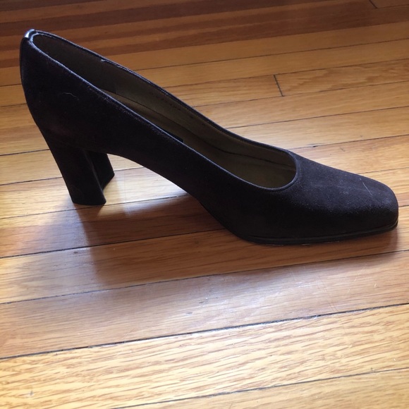 STUART WEITZMAN SUEDE PUMPS - Picture 5 of 8
